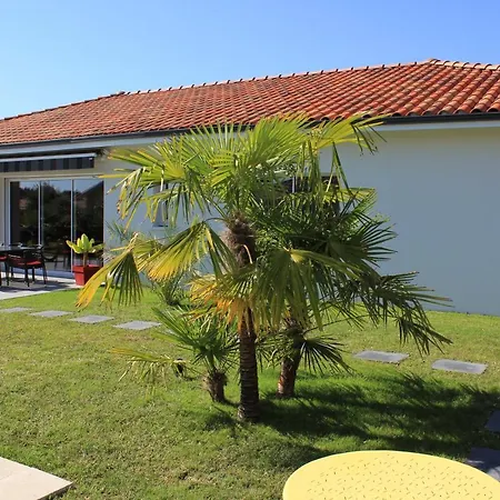 L'entrelacs D'hotes Avec Piscine ,proche Golfs Et Bassin D'arcachon Bed and Breakfast *